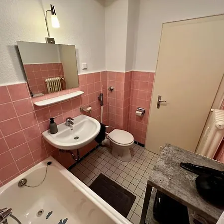 In Bester Lage Von *