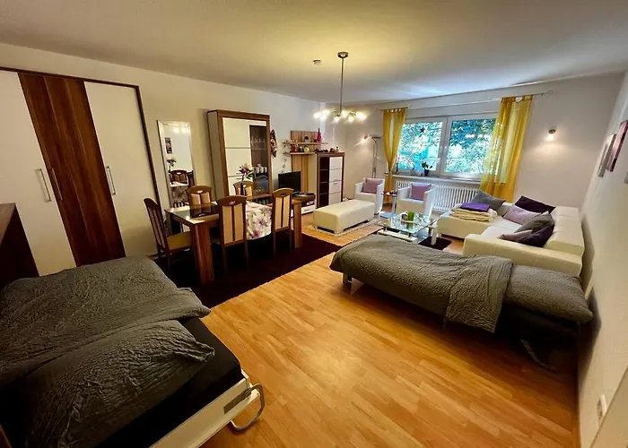 In Bester Lage Von *